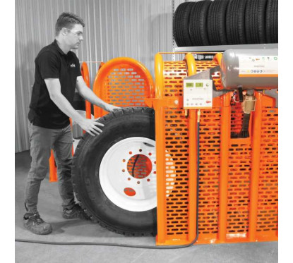 Roll cage with full inflation of HGV tyres